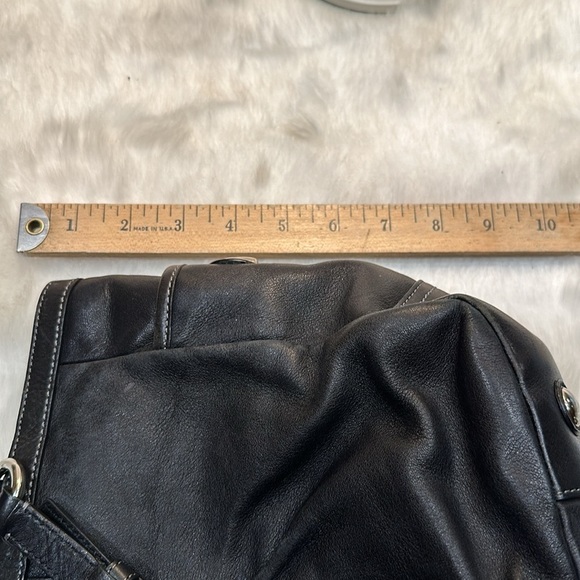 Coach GALLERY F13759 Black Leather Double Handle Satchel Handbag. Size … - Picture 2 of 8